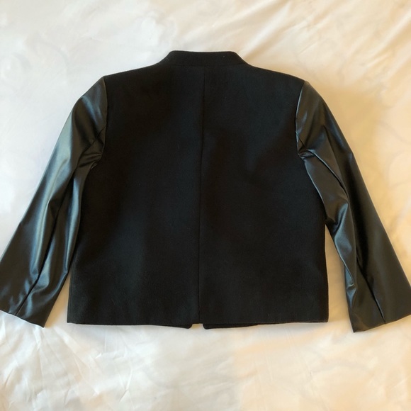 Black Cropped Jacket - Picture 2 of 7